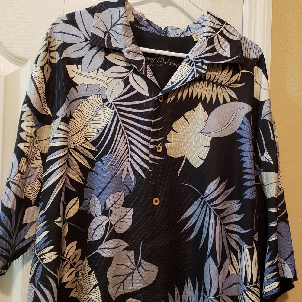 Tommy Bahama XXL